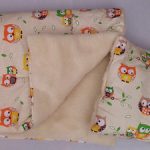 Blanket and pillow with owls for baby
