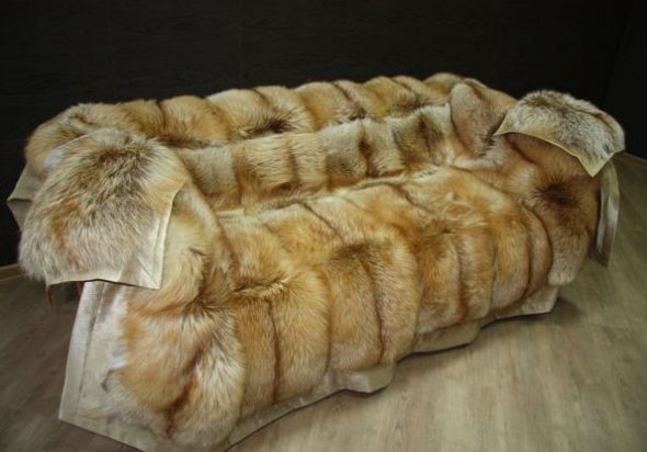 Chic fur blanket