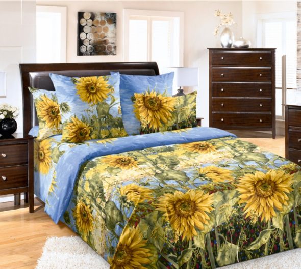 Bed set of percale with sunflowers