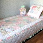 Quilted bedspread on a single bed do it yourself