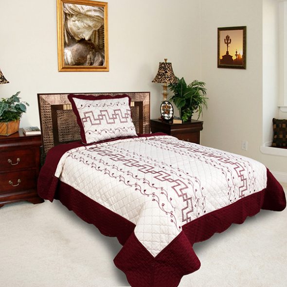 Quilted two-tone bedspread