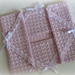 Светло розово памучно бебешко одеяло