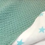 بطانية الأطفال الخضراء مع النجوم