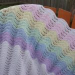 Delicate plaid waves, crocheted