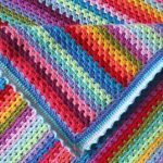 Simple crochet crochet of different yarn