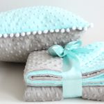 Double-sided blanket and pillow of plush