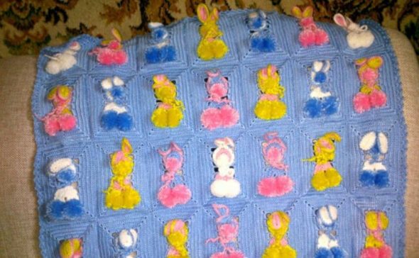 Ready-made children's blanket with bunnies