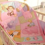 Small blanket in the newborn's crib
