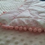 Delicate plush blanket for girls