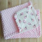 Pink double-sided blanket for a little girl