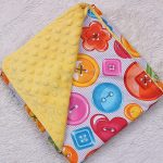 Bright blanket on two sides can be used in the crib and stroller