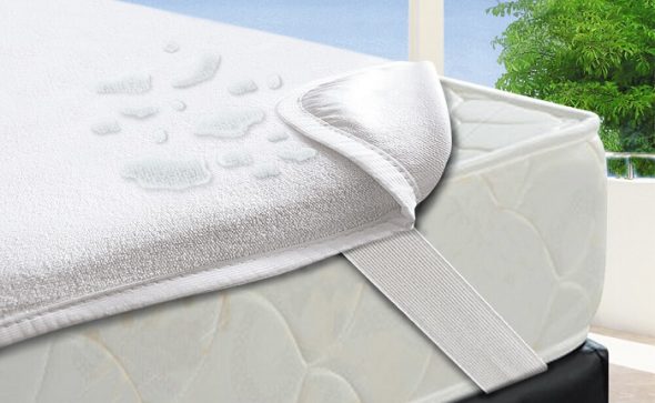 Hindi tinatagusan ng tubig ang mattress cover