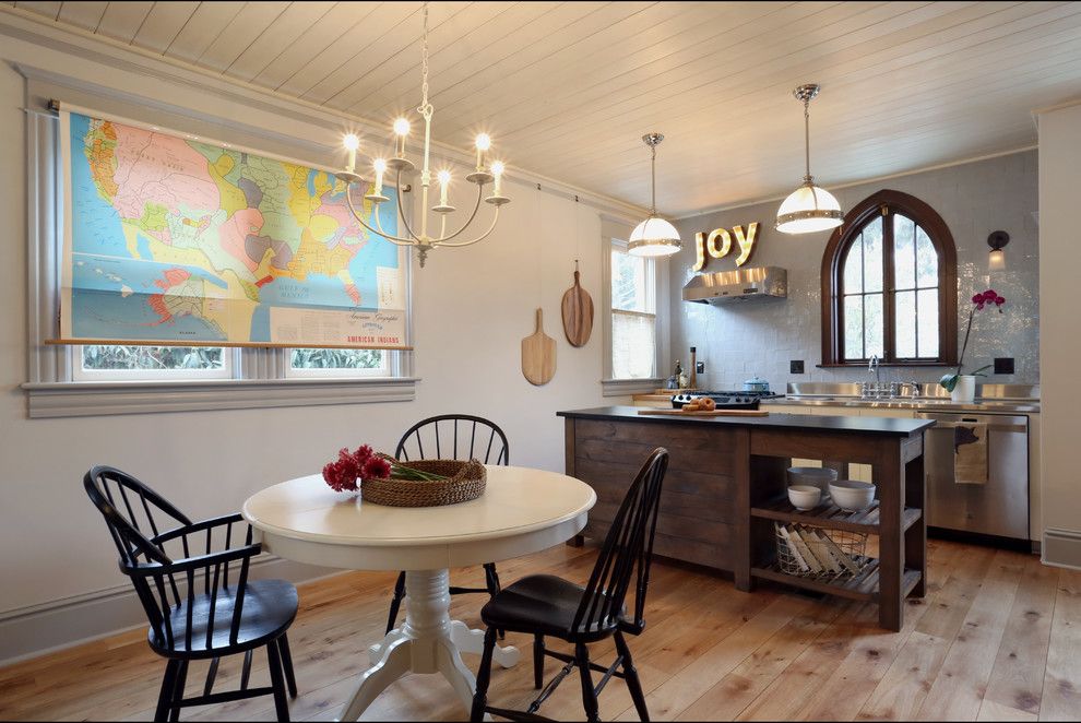 World map on a roller shutter in the kitchen-living room