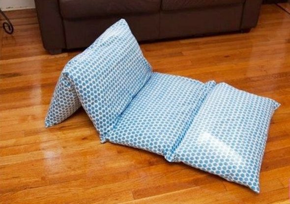 How to sew a mattress of pillows