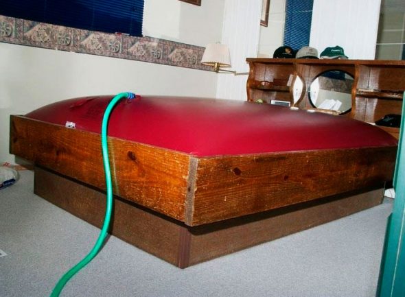 Heated water beds