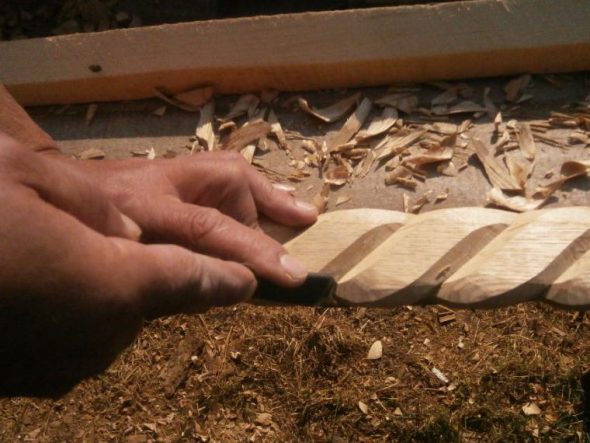 Making a wooden rope