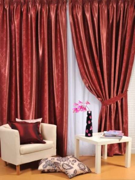 Burgundy curtains for modern interiors