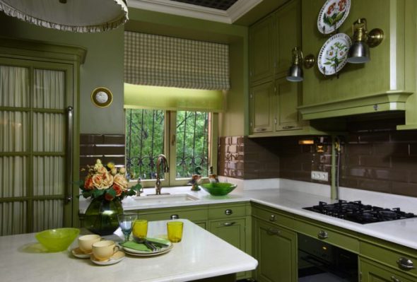 Oliwny kolor w kuchni