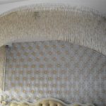 Flexible curtain rods can be used to design the head of the bed