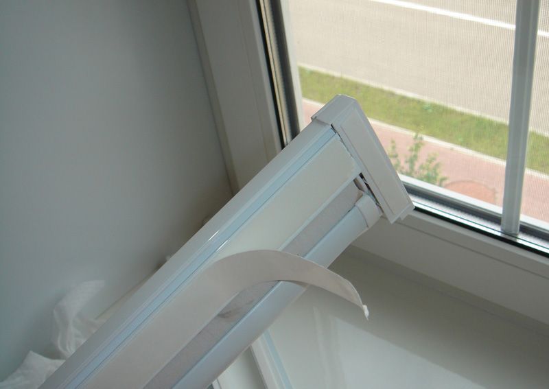 Double-sided tape on the body of the roller blinds