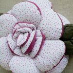 White-pink flower shaped flower
