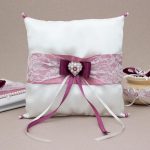 White and pink wedding ring pad