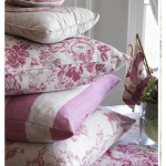 White and pink Provence pillows