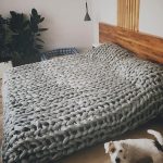 Malaking, solidong handmade merino blanket