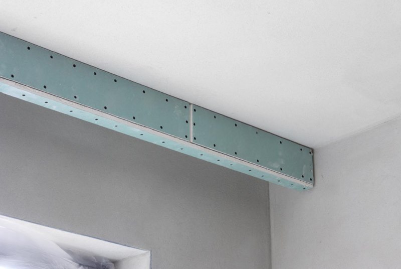 Plasterboard niche frame for hidden eaves