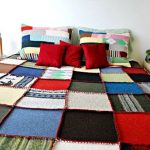 Soft and cozy blanket with pillows do it yourself