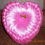 Домашна розова възглавница на панделка