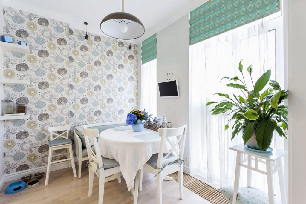 Light country style with turquoise roman blinds