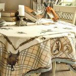 Tablecloth option for male apartment