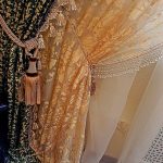 Portiere a Fringed Tulle