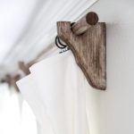 Simple wood bracket for the eaves