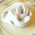 roses from napkins do-it-yourself design ideas