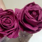 ruže iz papirnatih salveta foto dekor