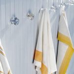 towel rack sa mga ideya sa disenyo ng banyo