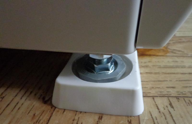 Anti-vibration ay kumakatawan sa mga ideya sa washing machine