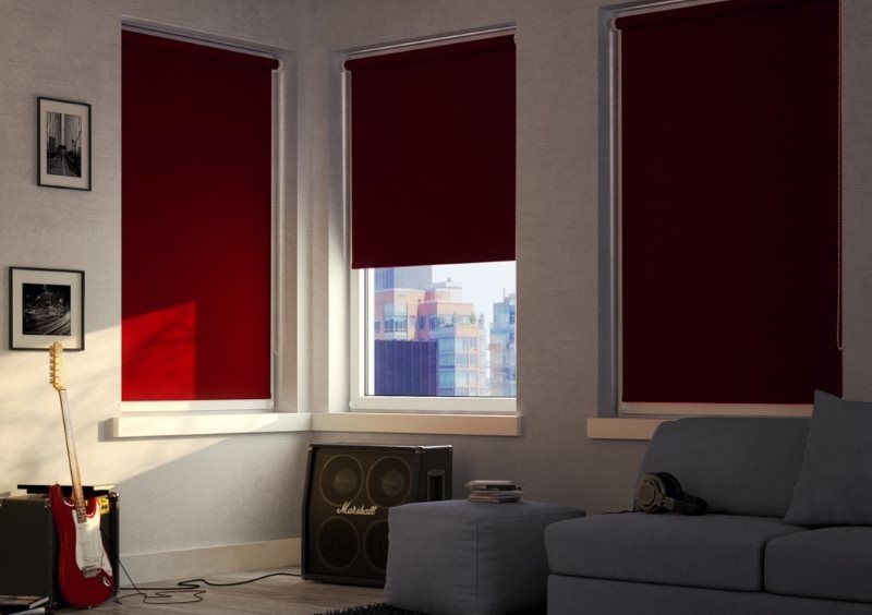 An example of shading a room with roller blinds