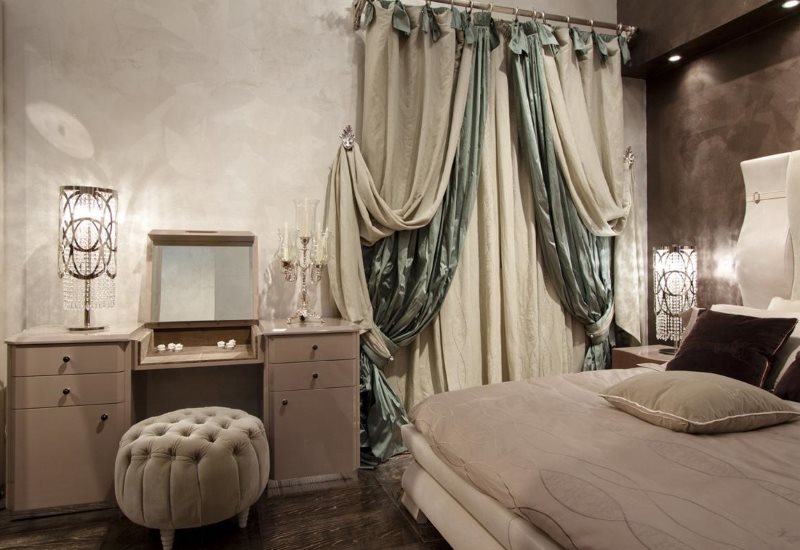 Yatak odası iç İtalyan perdeleri