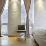 curtain hooks to the interior