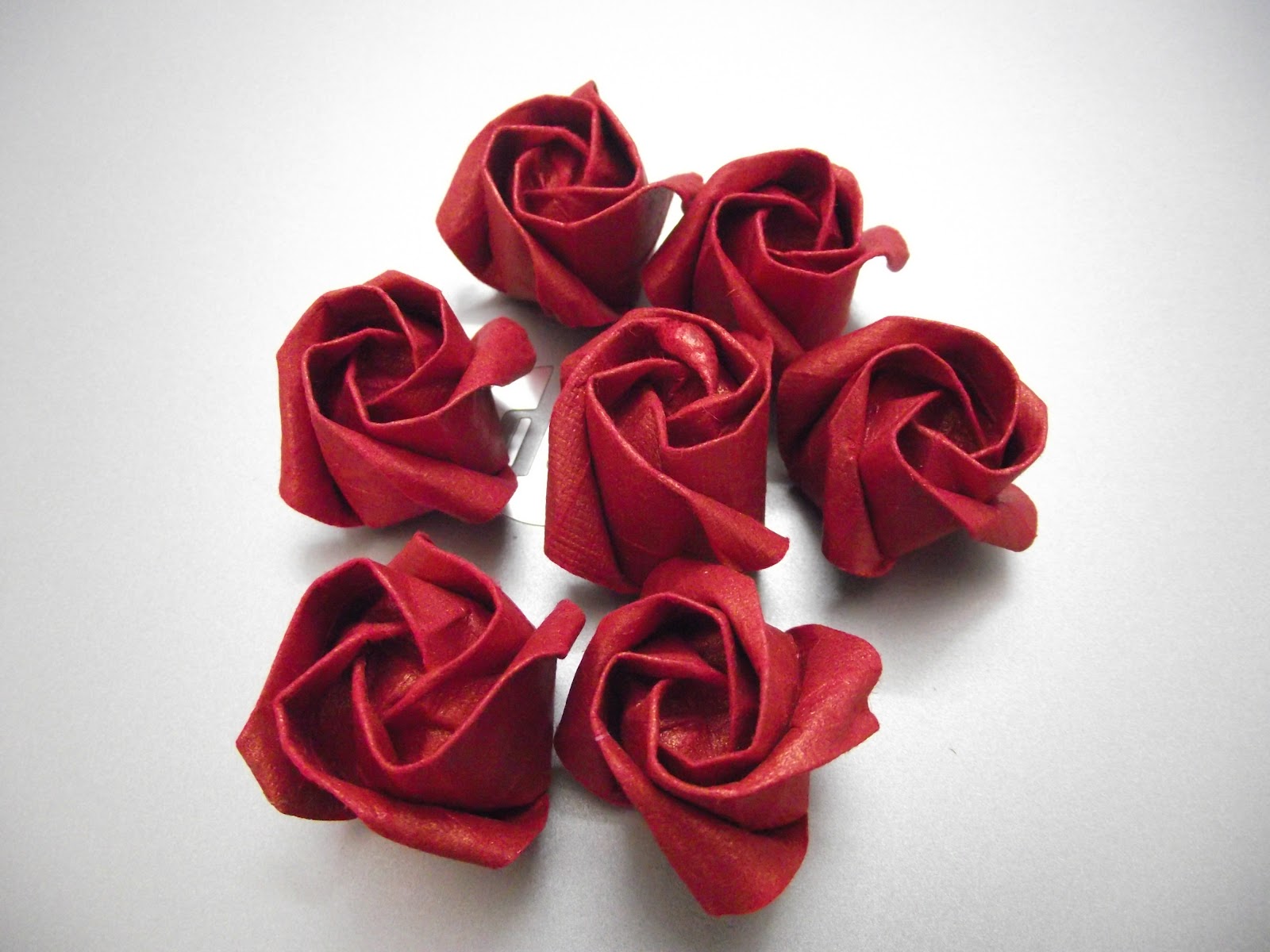 origami ng napkin rosas