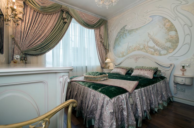 Nowoczesny wystrój sypialni z pięknymi zasłonami