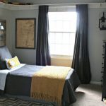 curtains to gray wallpaper design photo