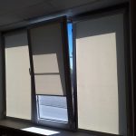 Üçlü pencerede şık ve konforlu panjurlar