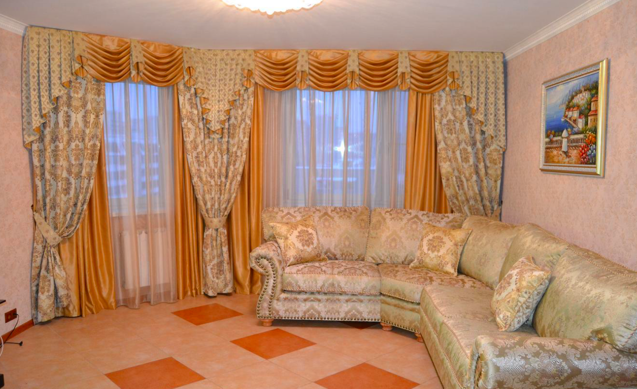 jacquard curtains in the living room
