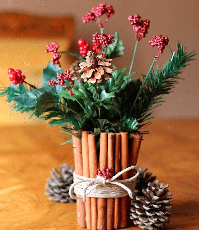 vase decoration with cinnamon