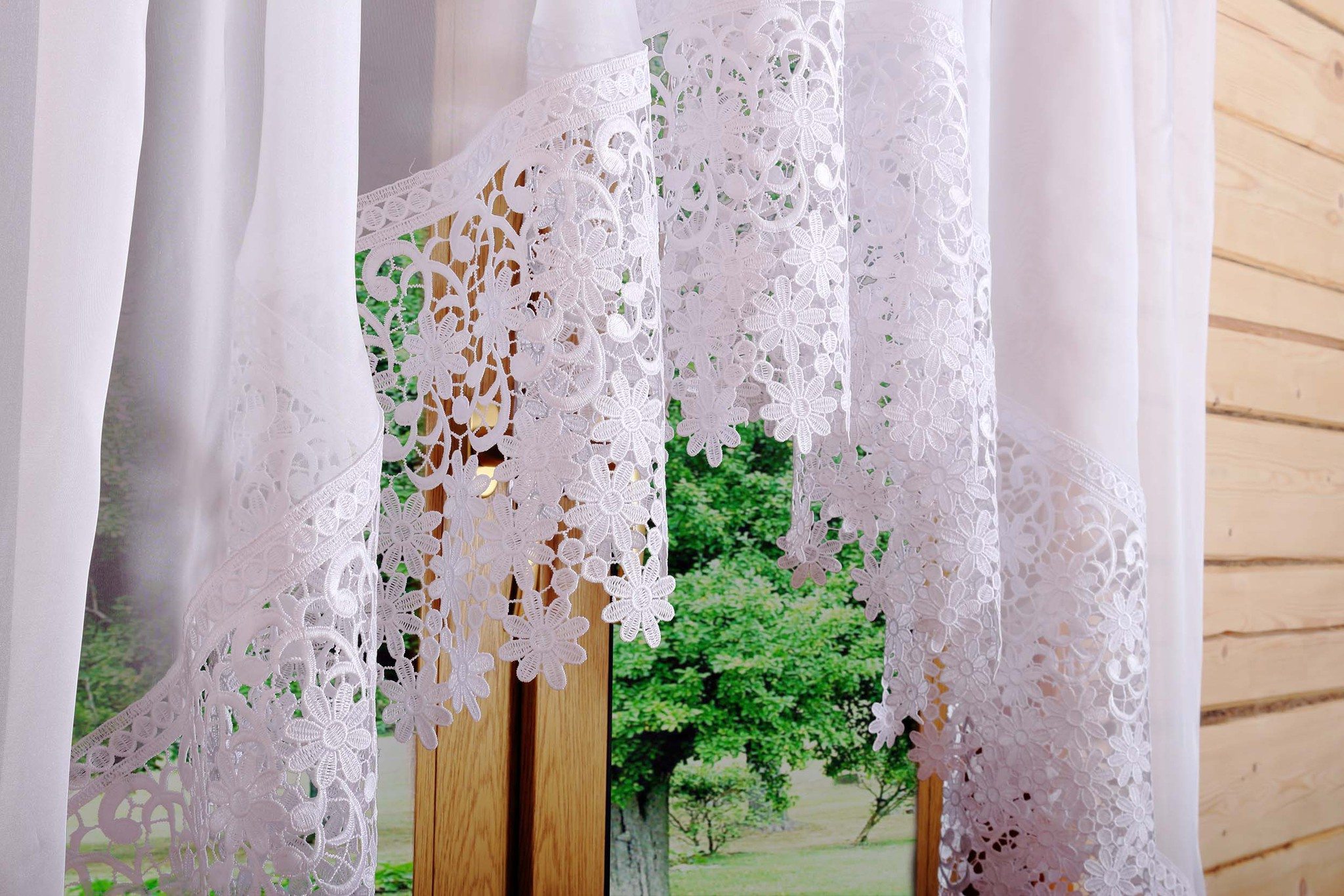 How to whiten tulle curtains for the kitchen