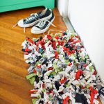 do-it-yourself rug from old things design ideas